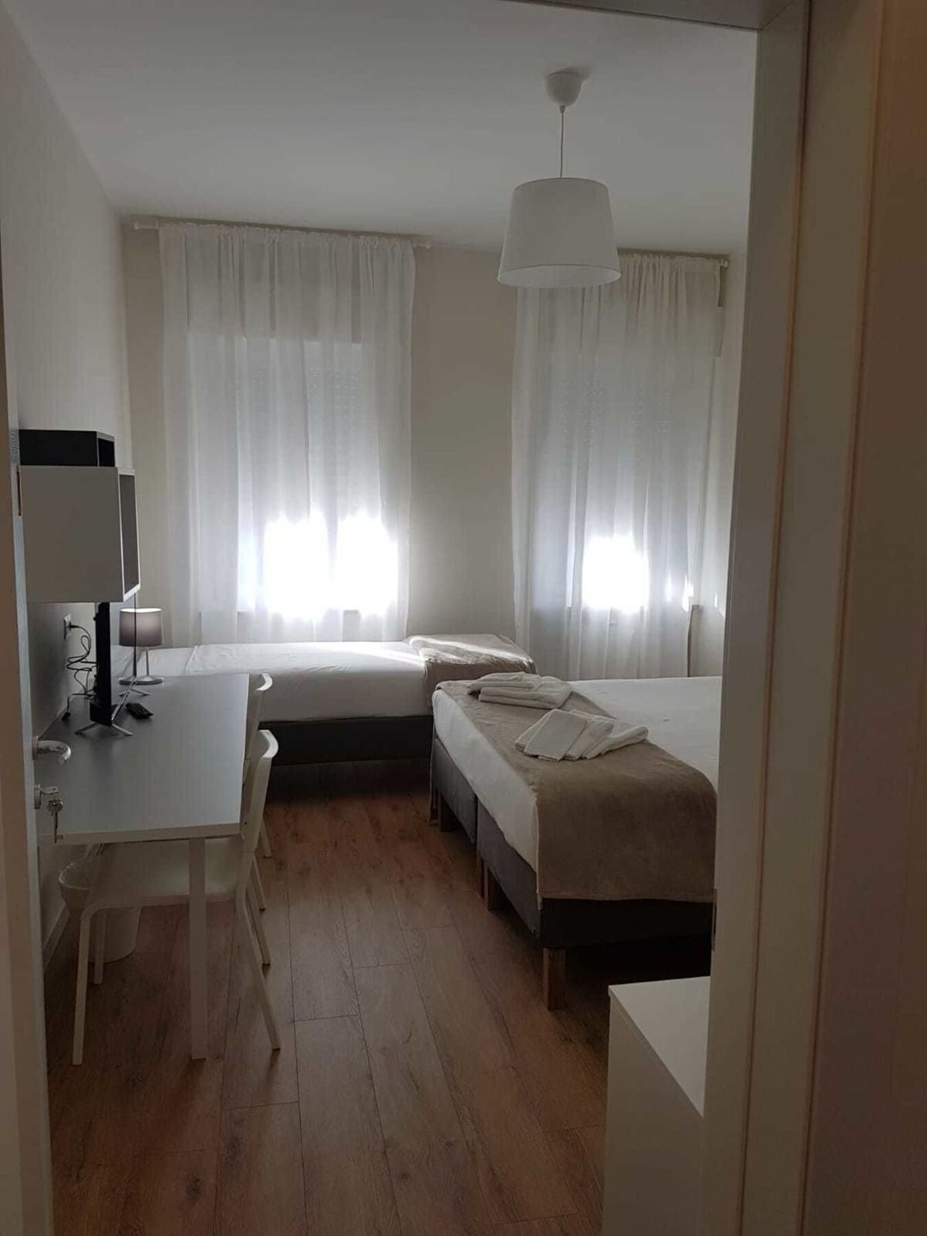 Affittacamere Risorgimento Lecco Bagian luar foto